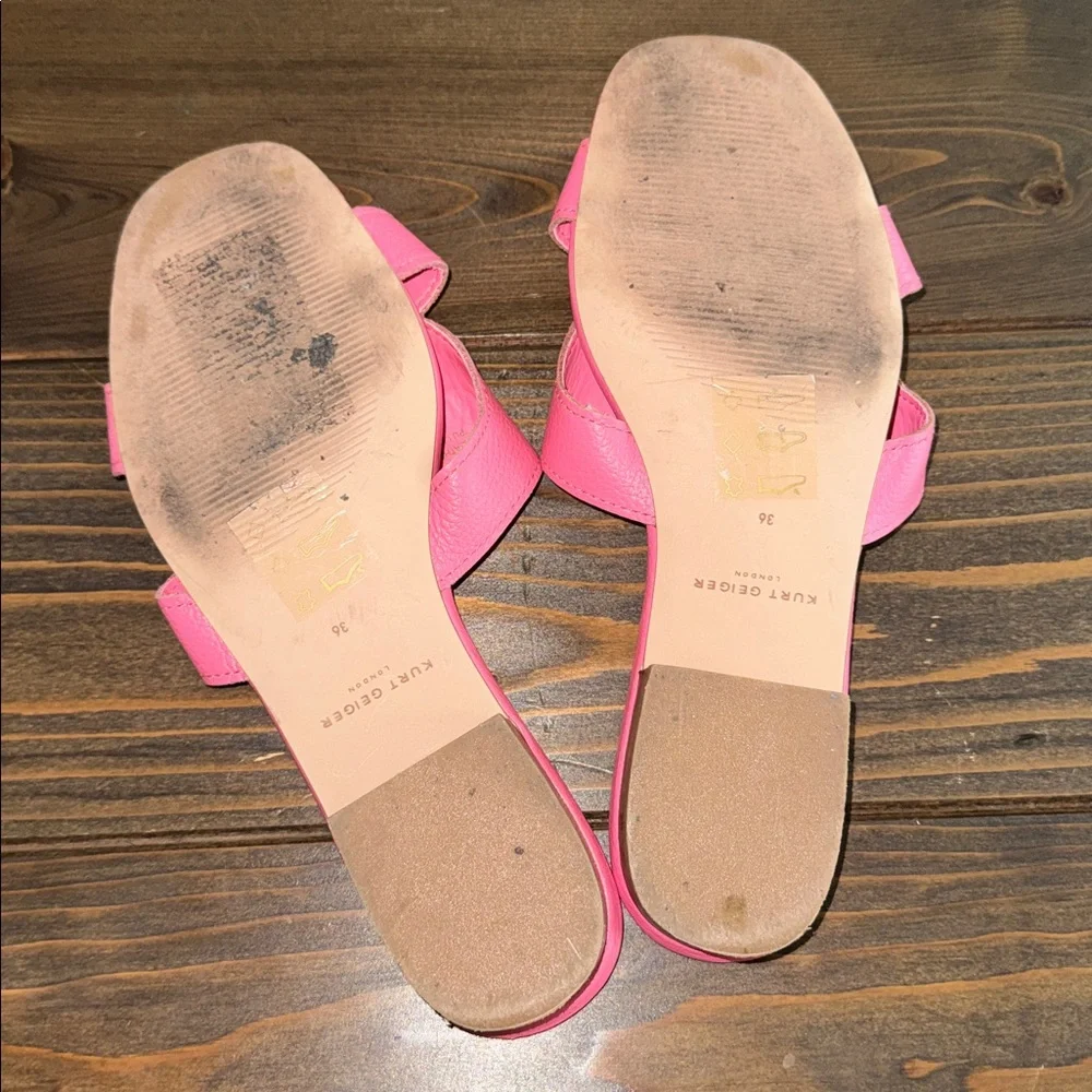 KURT GEIGER LONDON Odina Cut-out Leather Slides
